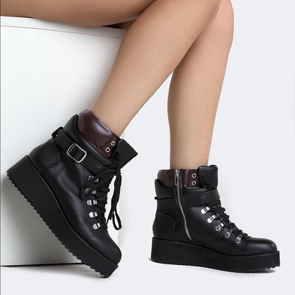 Steve Madden hiking boots